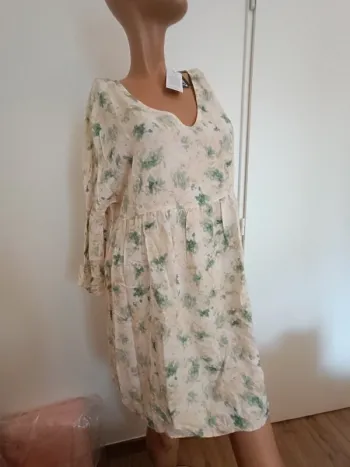 Robe neuve Etam 38