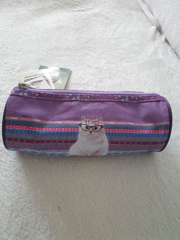Trousse violette chat neuve