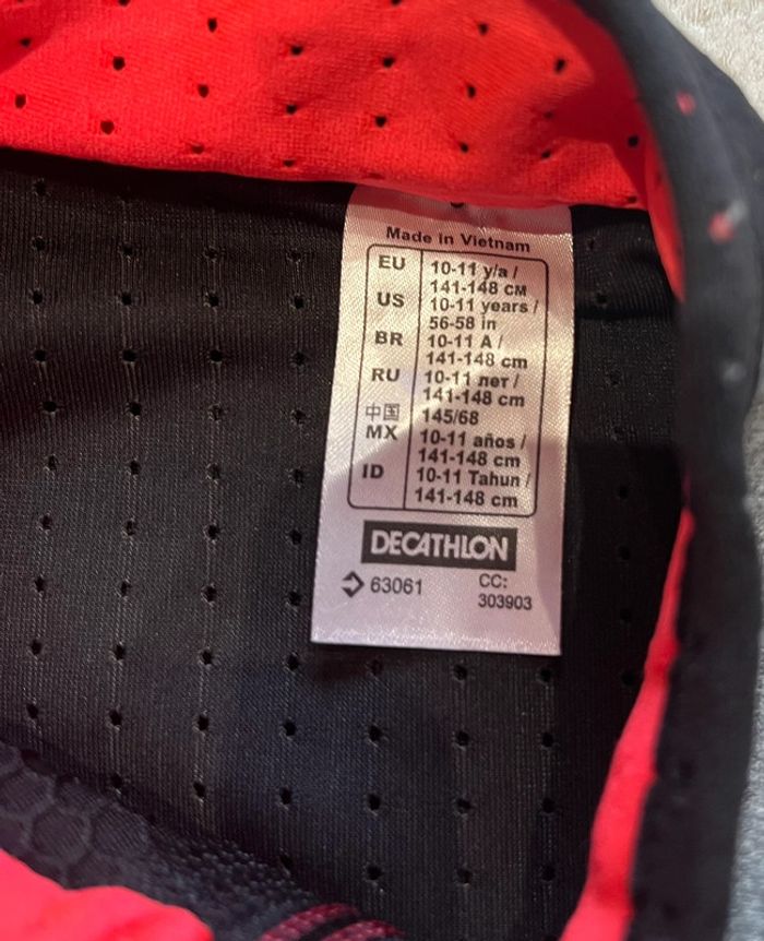 Veste de sport taille 10-11 ans - photo numéro 4