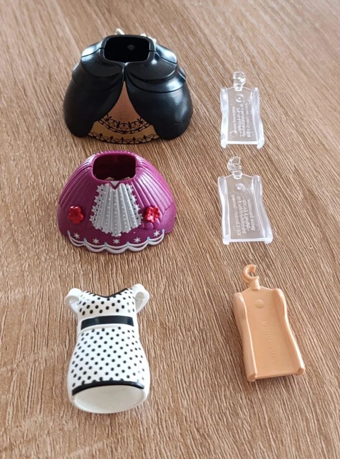Playmobil lot robes et Cintres