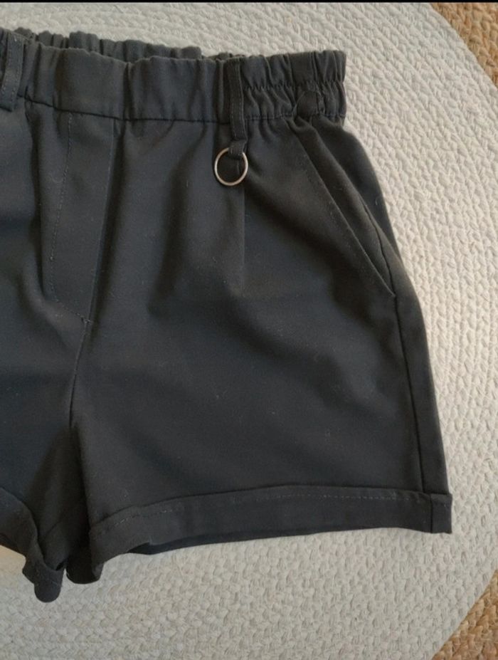 Short noir - photo numéro 2
