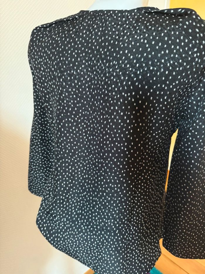 Blouse Sandro noir et blanc neuf taille 36 - photo numéro 4