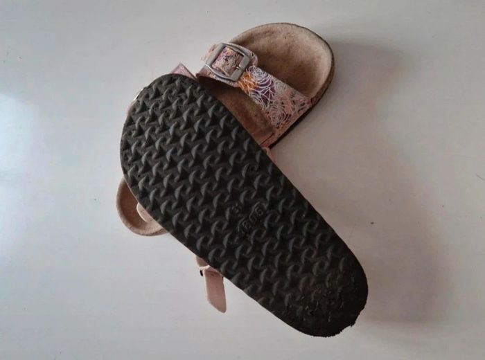 👧 Sandales - photo numéro 2