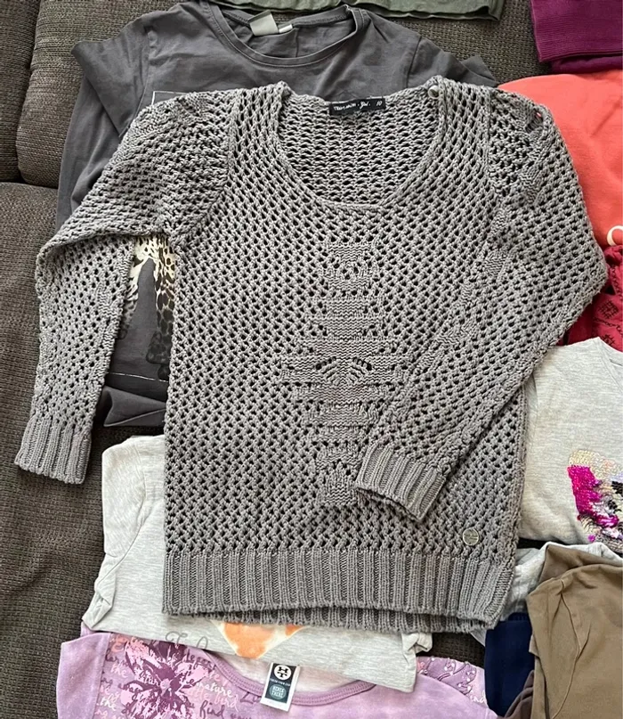 Lot de vêtements fille 10 ans - photo numéro 7
