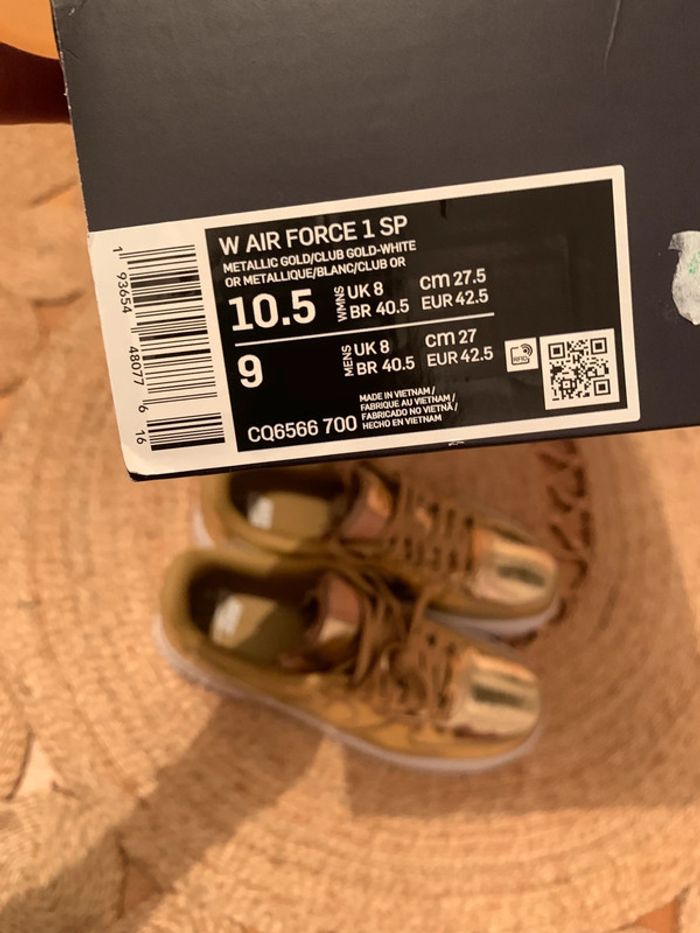 Magnifique baskets Nike Air Force 1 Gold Metallic  | Sneakers collector en 42,5 - photo numéro 15