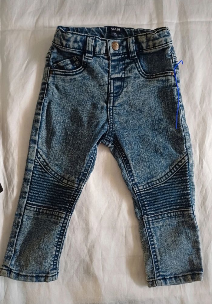 Lots de pantalons  Bébé 18/24 mois - photo numéro 2
