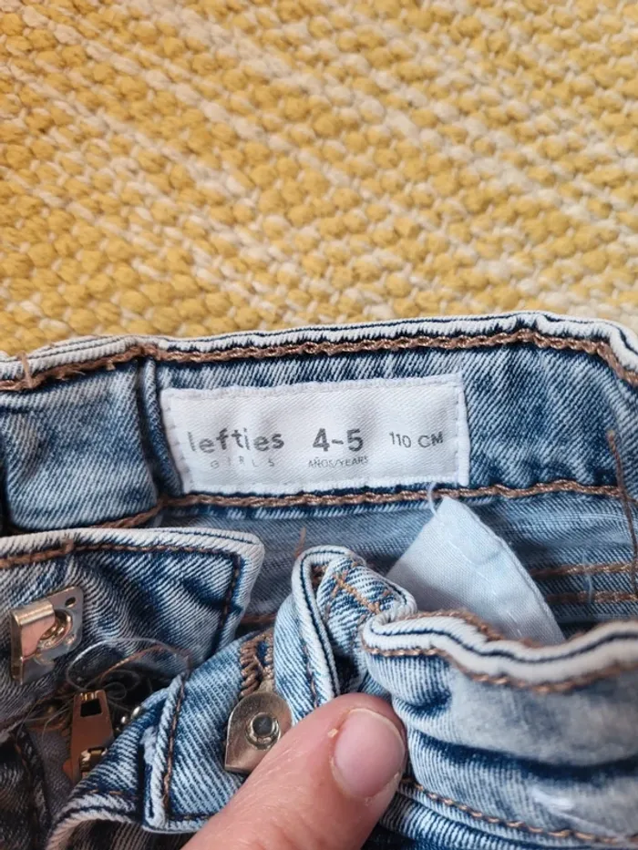 Jeans 4-5 ans - photo numéro 2