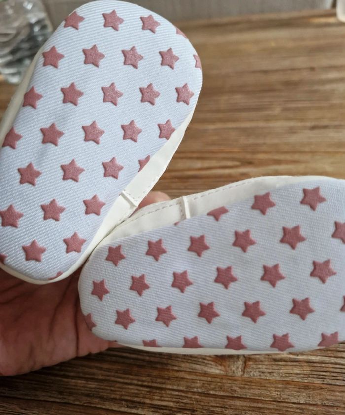 Chaussures/ chaussons souple bebe - photo numéro 3