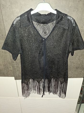 Blouse dentelle et franges