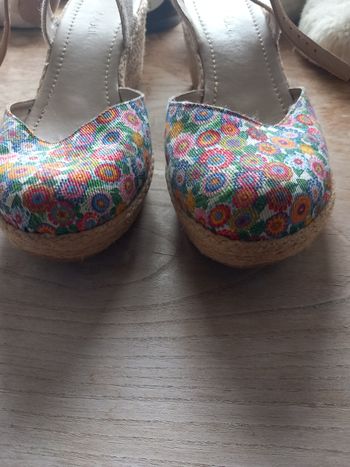 Sandales compensées