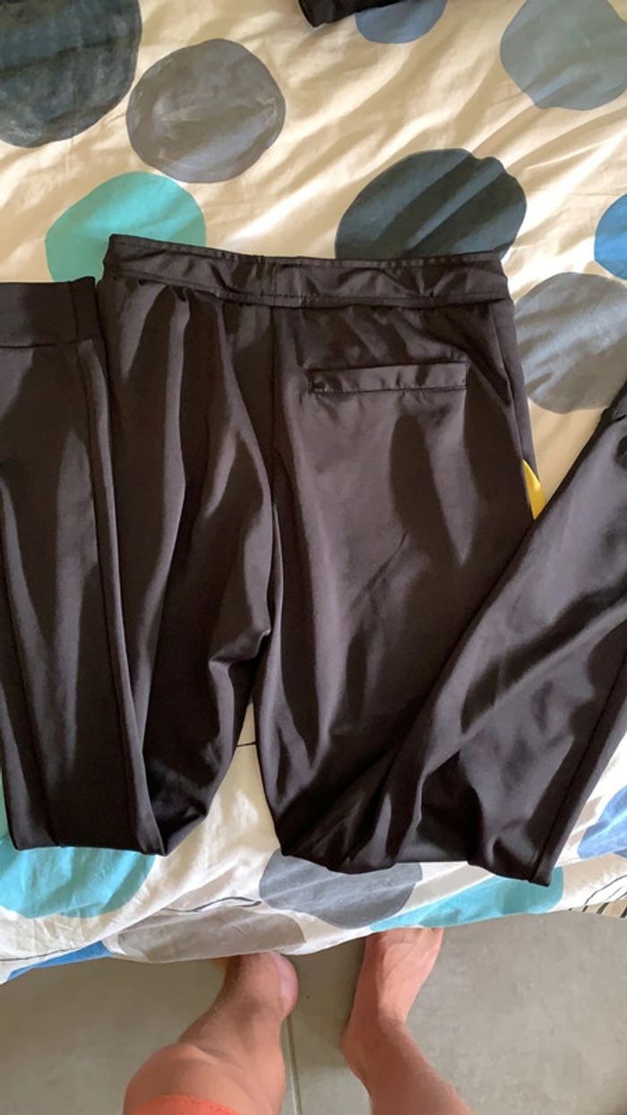 Ensemble jogging - photo numéro 2