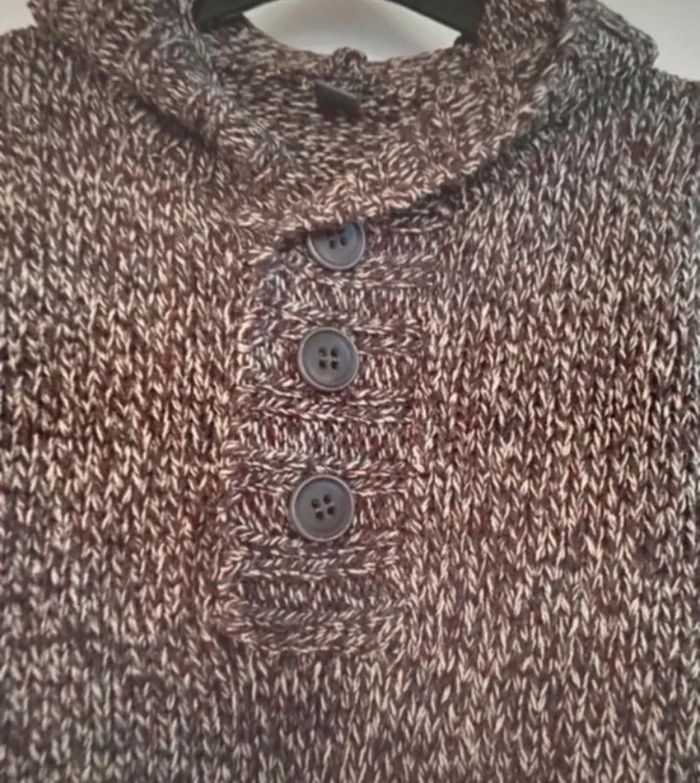 Beau pull avec capuche Zara taille 13 14 ans - photo numéro 2