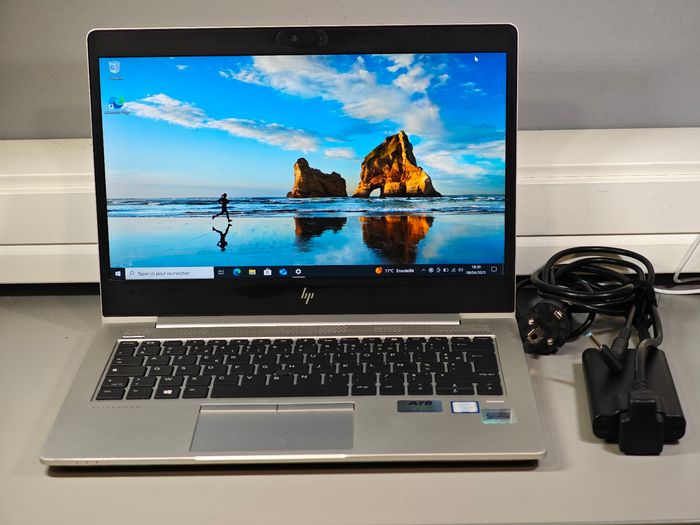 Ordinateur Portable HP EliteBook 830 G5/ 13"/ Core i5-8350U/ SSD 256Go/ Ram 8Go/ UHD Graphics 620/ W10 Pro/ Garanti 1 an