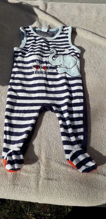 Pyjamas une pièce sans manche