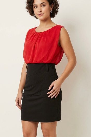 Robe rouge et noir élégante chic taille S