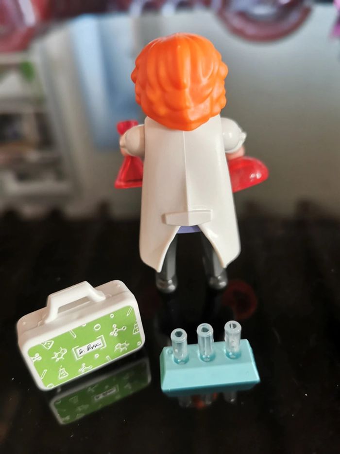 Playmobil chimiste - photo numéro 2