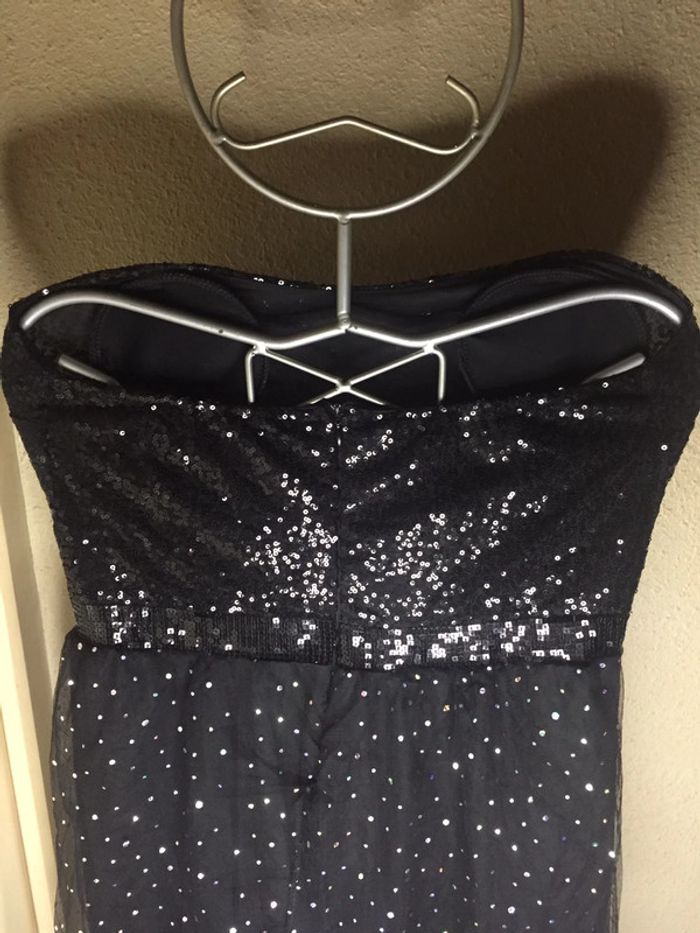 robe de soirée en tulle ornée de strass et sequins - photo numéro 9