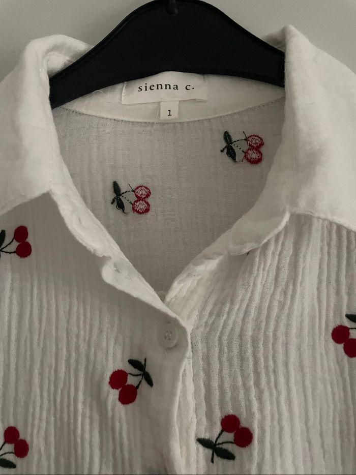 🌸 Chemise blanche à motifs cerises – Sienna C. 🍒 - photo numéro 4