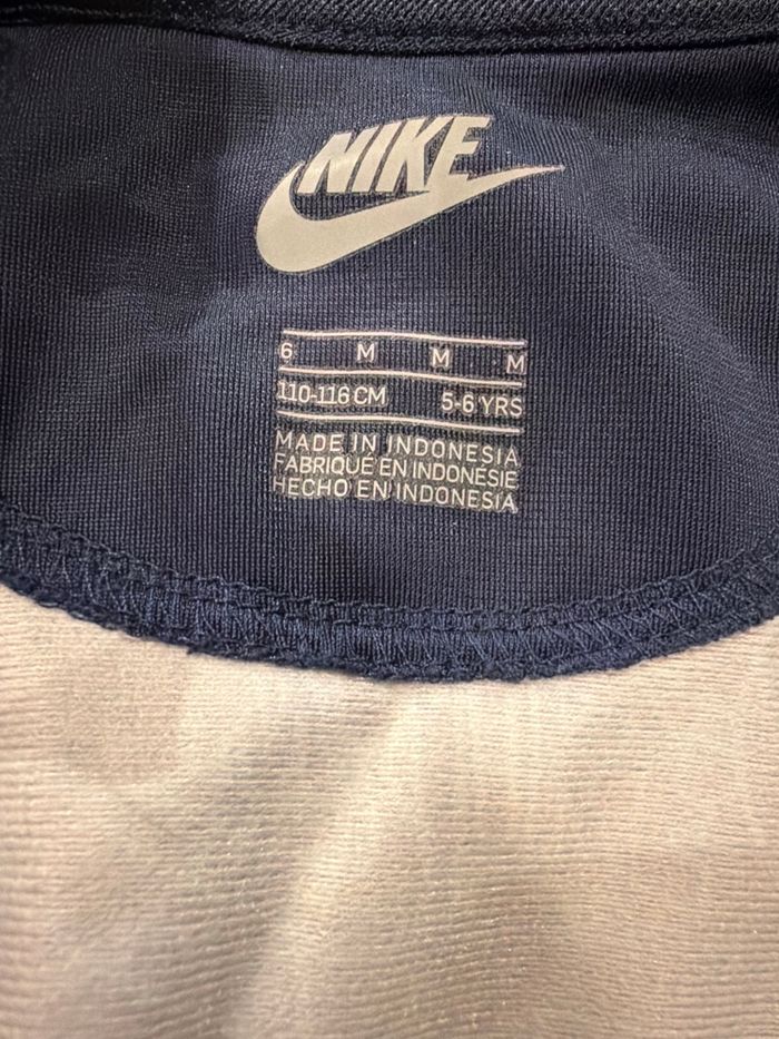 Ensemble jogging 5/6 ans - photo numéro 3