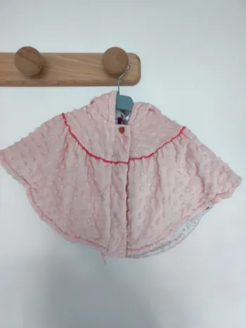Poncho épais avec capuche 6 mois