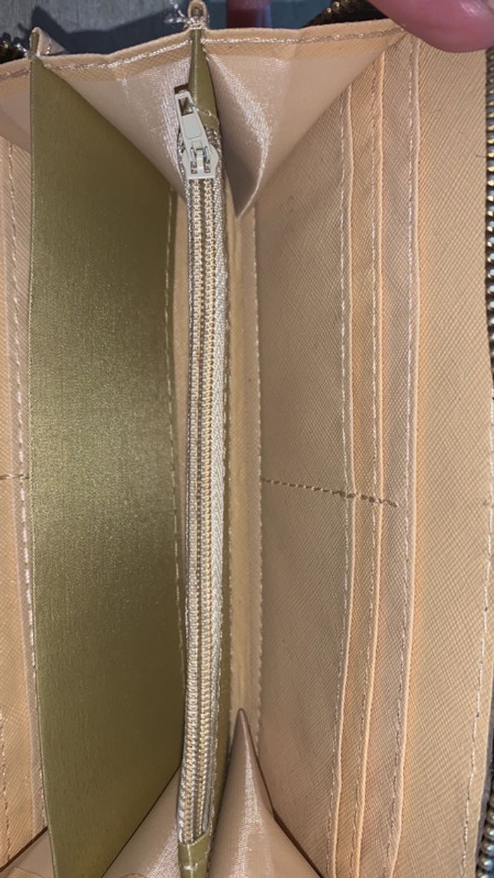 Portefeuille - photo numéro 4