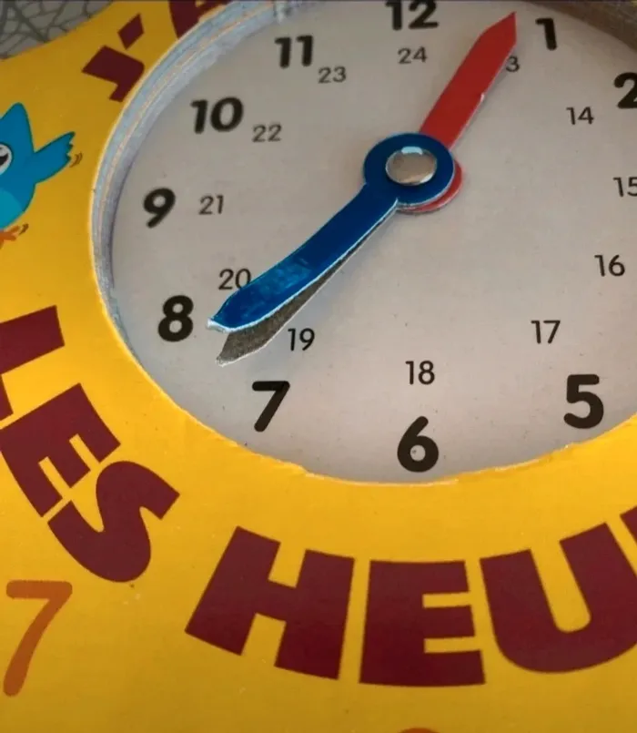 Livre j'apprends les heures - photo numéro 3