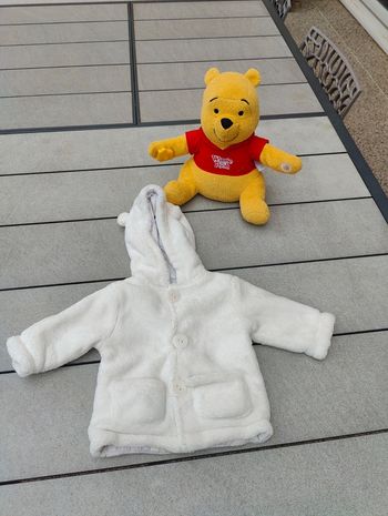 Jolie manteau blanc fille 3 mois