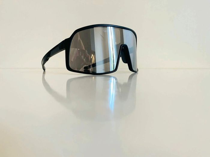 Lunette de soleil spots/ski/randonnée uvprotection catégorie 3 - photo numéro 5