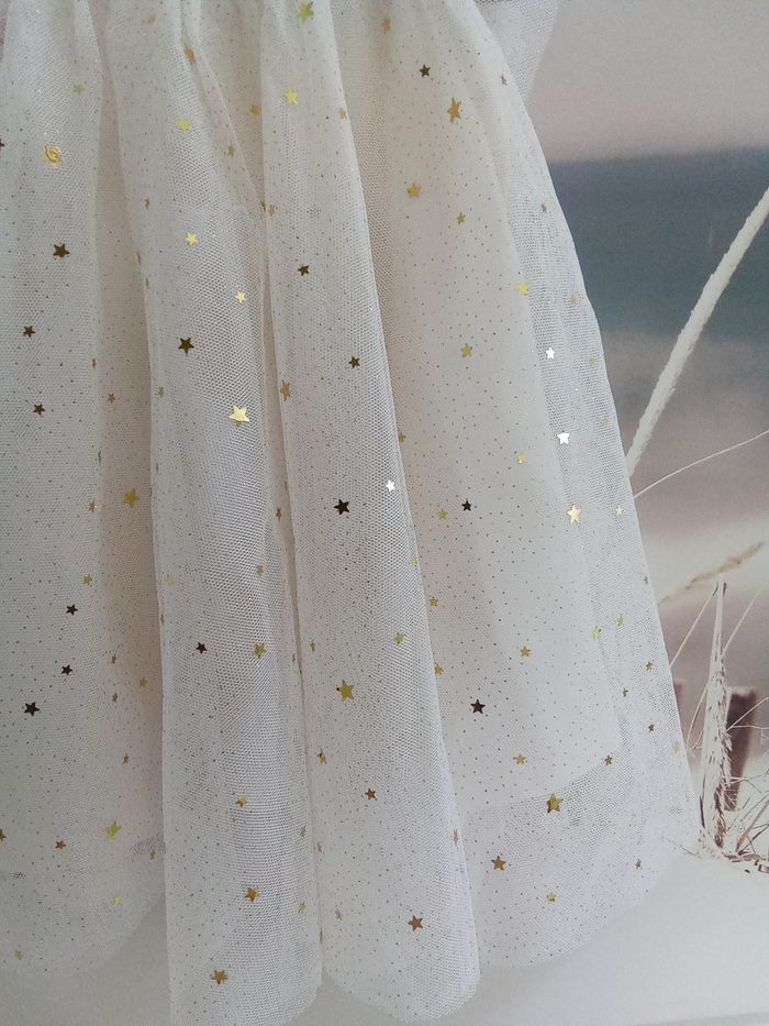 Jolie robe en tulle avec sequins étoiles TAO taille 12 mois - photo numéro 3