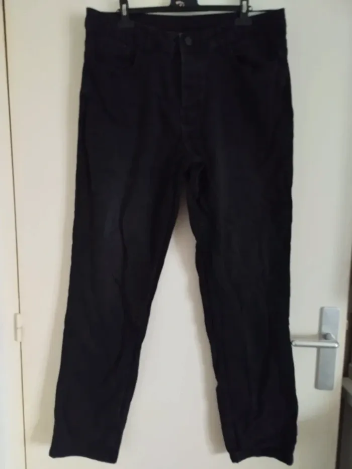 Jean homme taille 44 - photo numéro 1