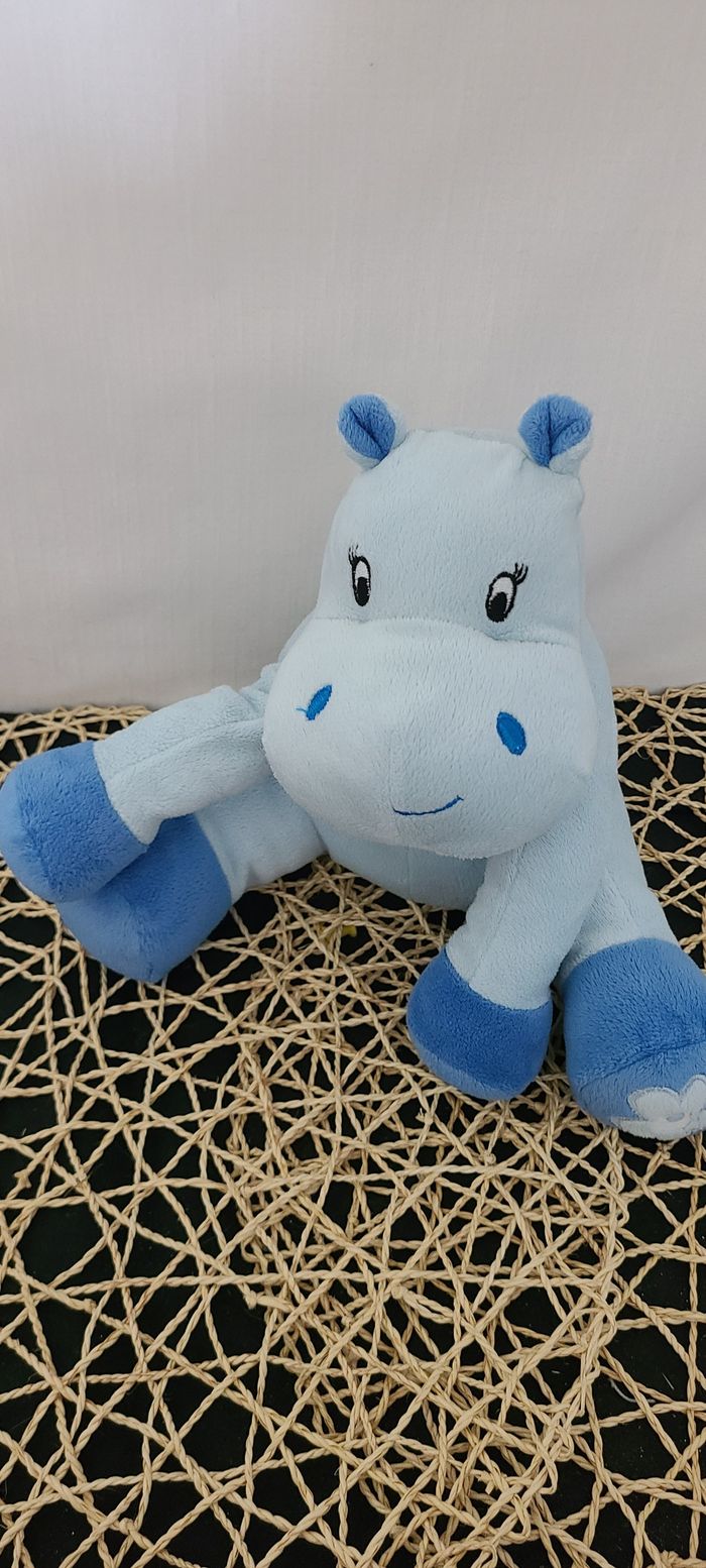 Doudou hippopotame bleu avec grelot arthur et lola BEBISOL - photo numéro 2