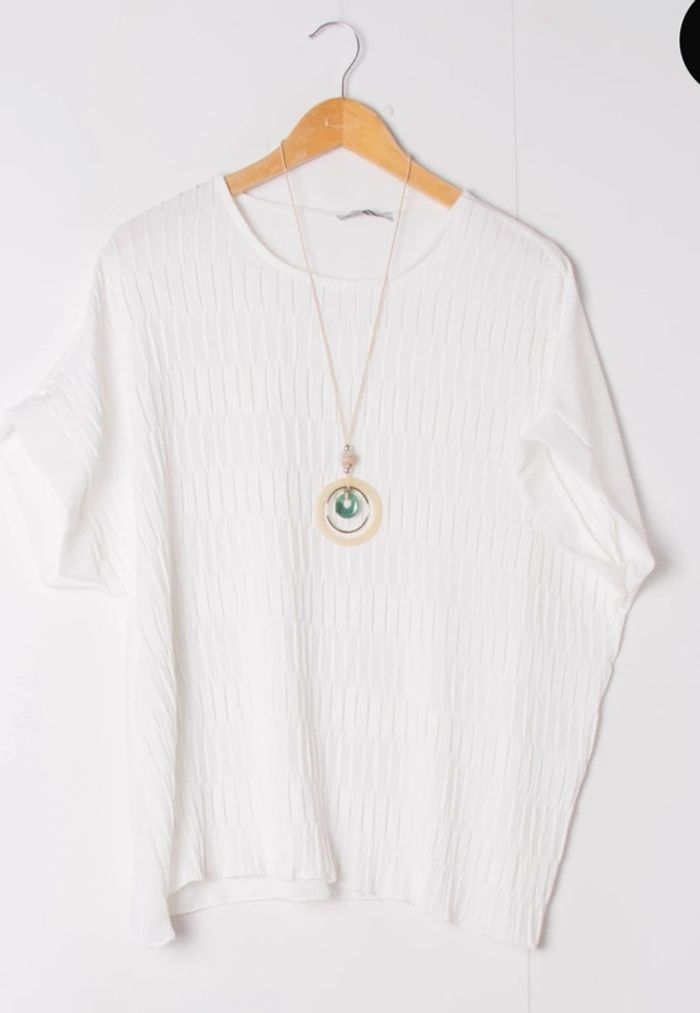 Top avec collier - photo numéro 3