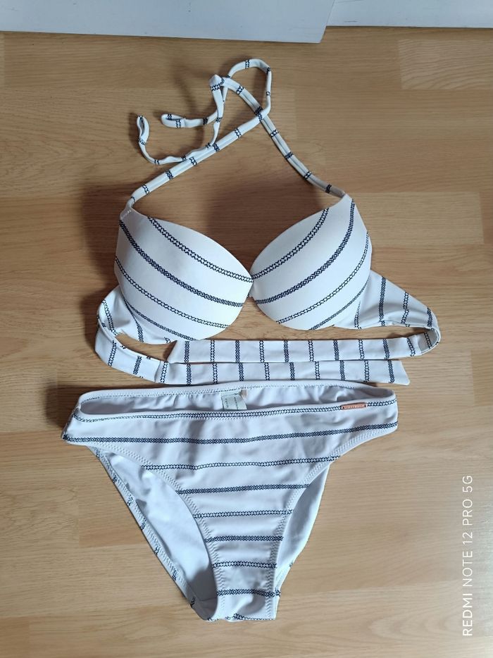 Maillot de bain banc bleu Ysabel Mora T.L (42) - photo numéro 8