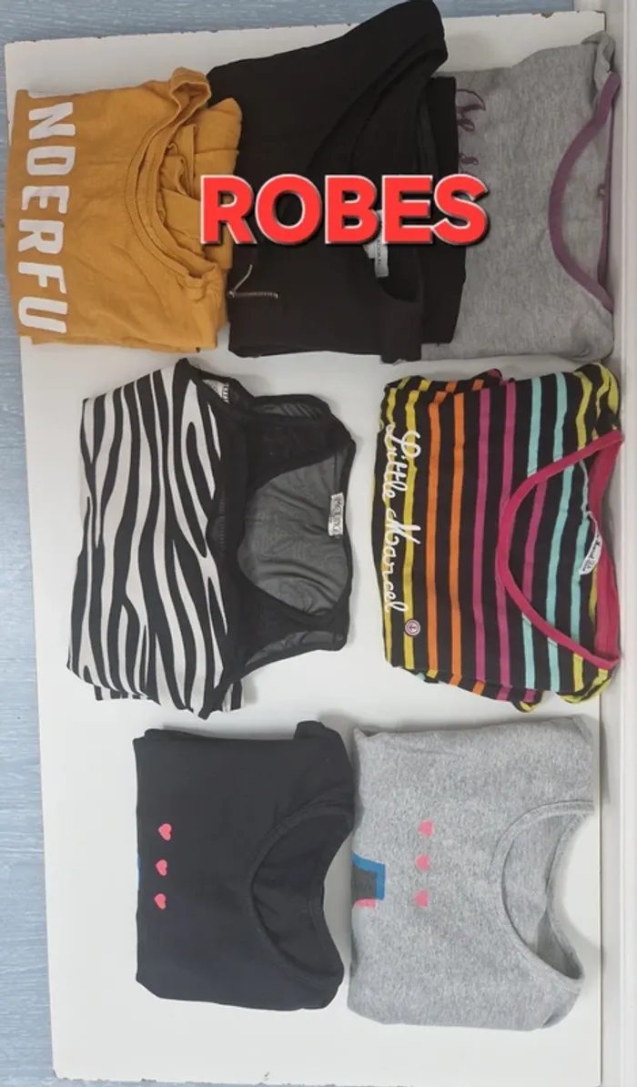 Lot Robes 12A 👗