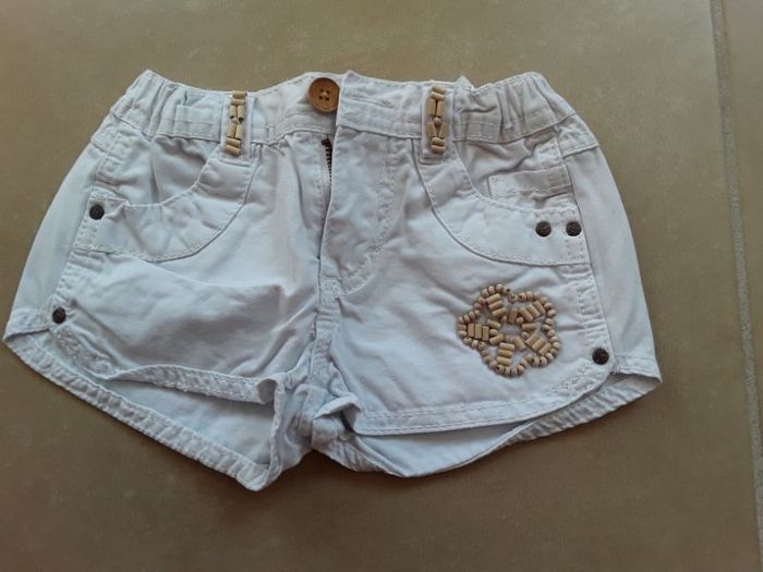 Short été blanc fille IN EXTENSO en 3 ans TBE