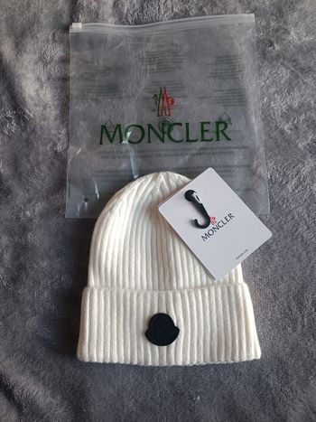 Bonnet Moncler