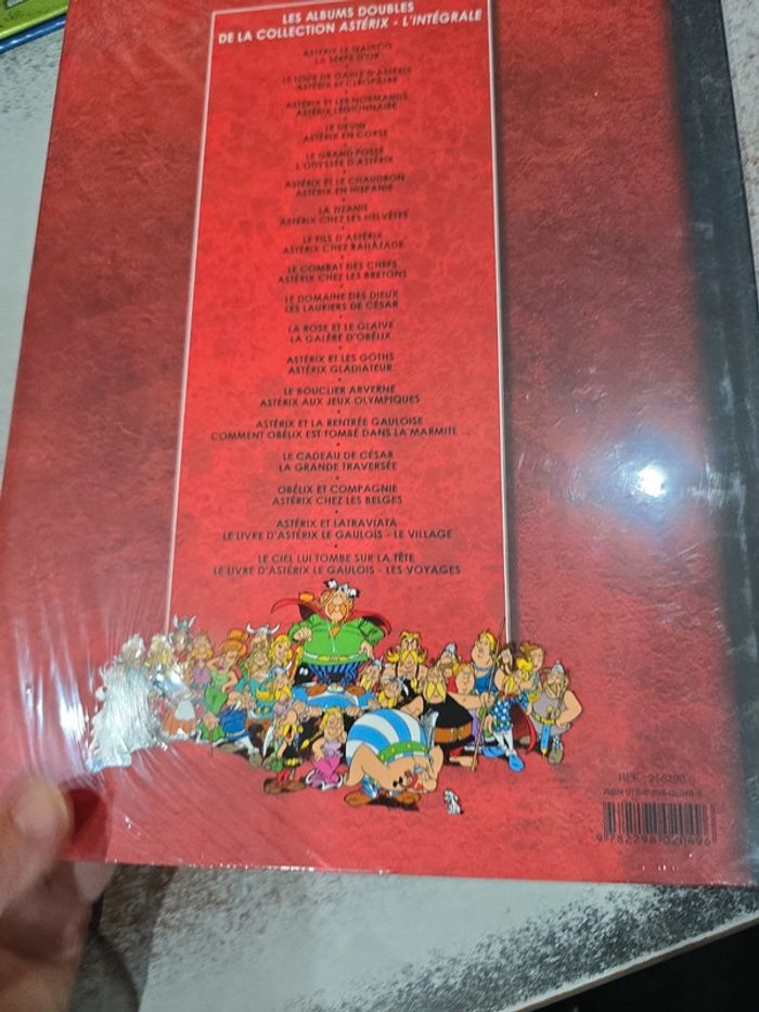 Astérisque l intégrale #orianabllivre - photo numéro 2