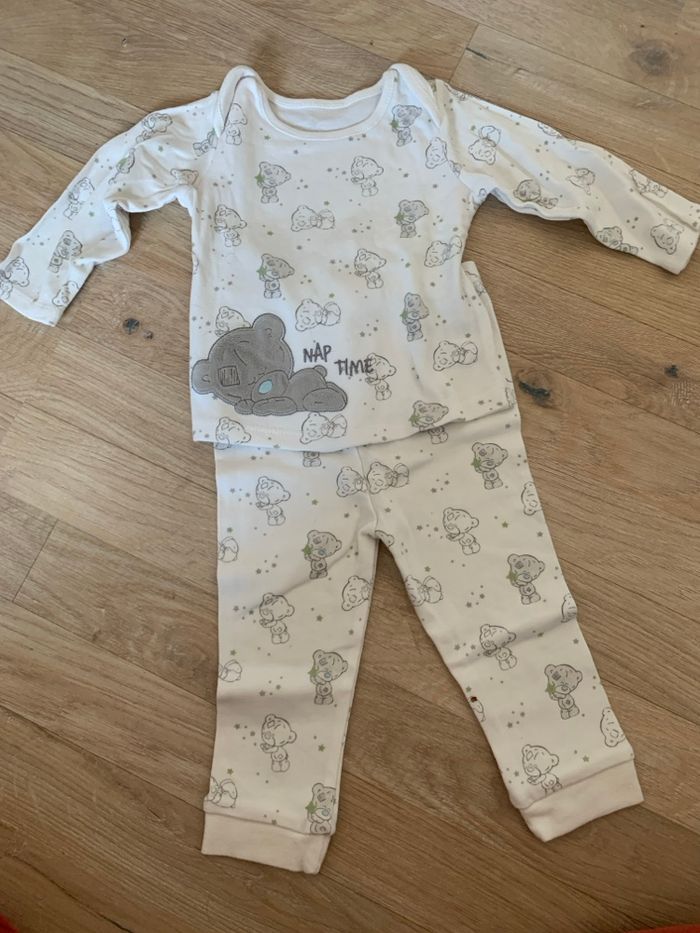 Pyjama (deux pièces)