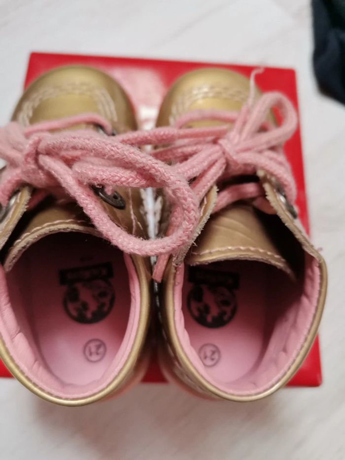 Chaussure Kickers or et Rose taille 21 - photo numéro 6
