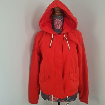 Coupe vent rouge only