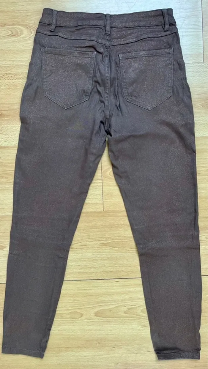 Pantalon marron pailleté - photo numéro 3