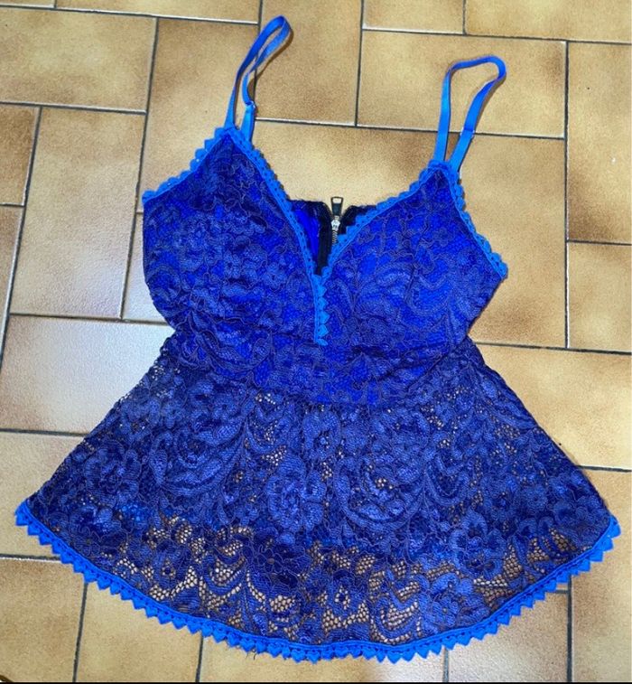 Haut crochet dentelle bleu s