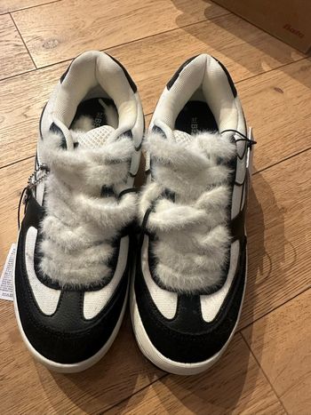 Basket Bershka neuf 37