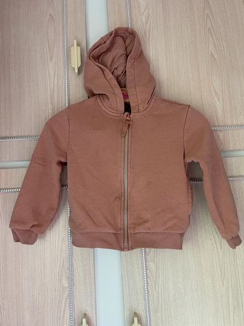 Veste à capuche 4 ans