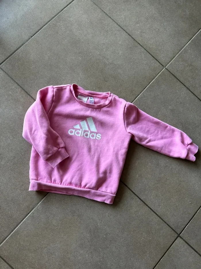 Pull adidas rose – Taille 3/4 ans