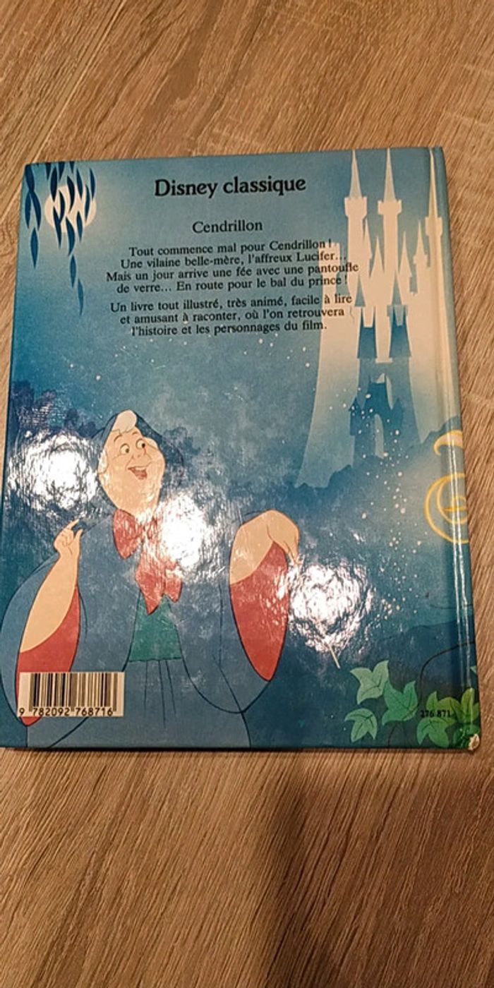 Cendrillon Walt Disney - photo numéro 2