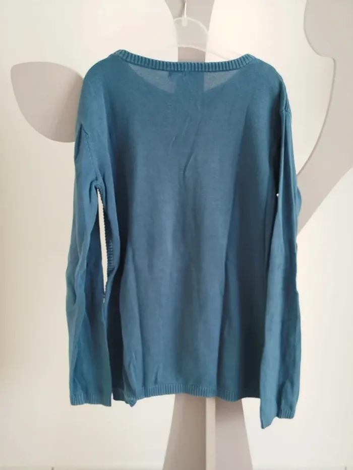 Pull bleu Kiabi taille 12 ans - photo numéro 2