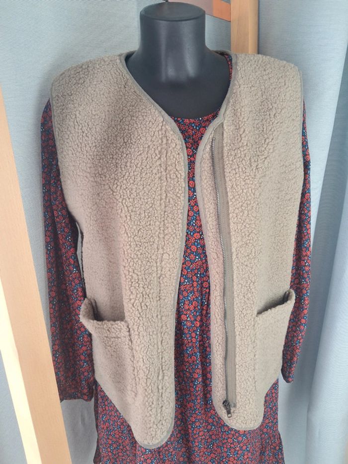 Adoré Paris gilet zip sans manches mouton synthétique 38/40 - photo numéro 2