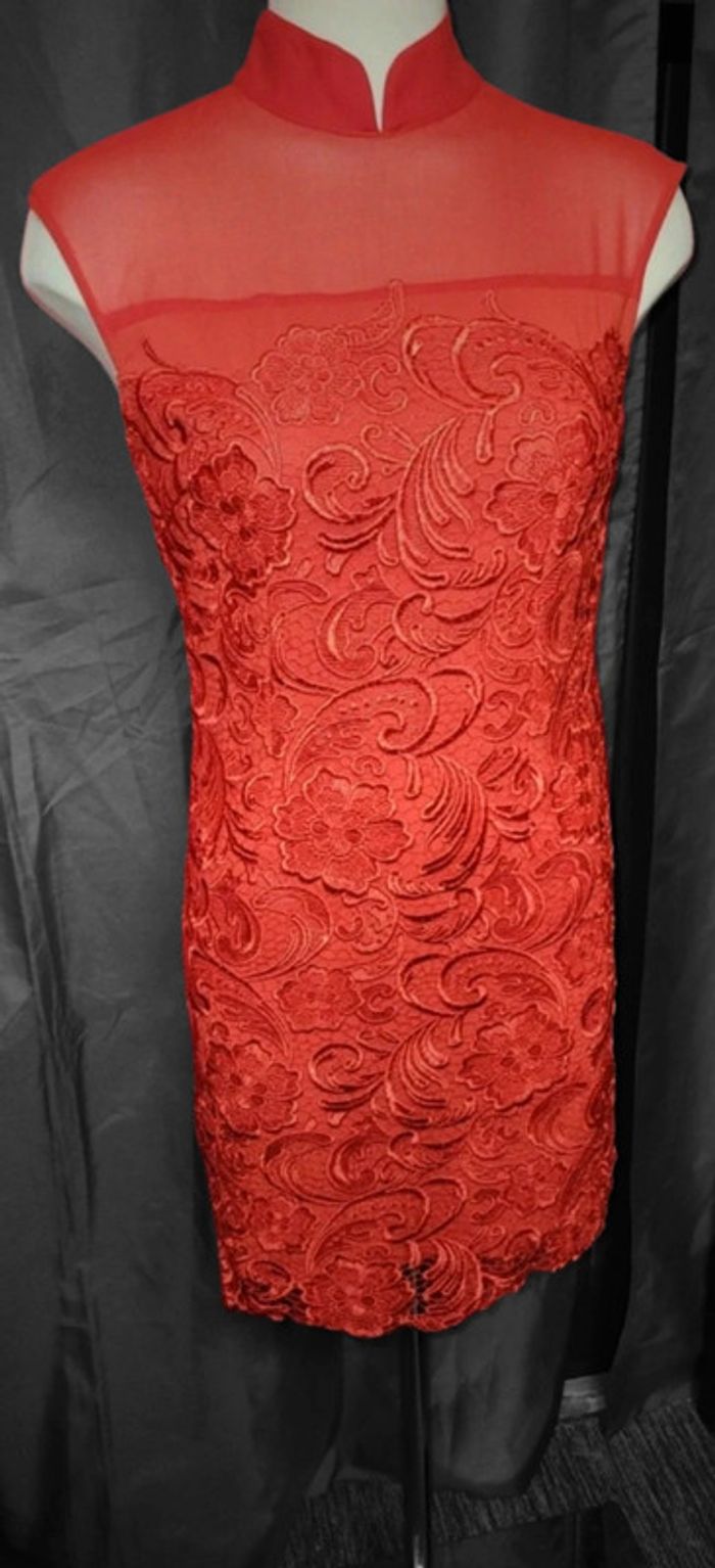 Robe chinoise traditionnelle rouge brodée – Taille M - photo numéro 3
