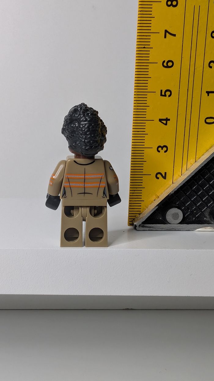 [Lego] Minifigurine Ghostbusters Patty Tolan - photo numéro 2